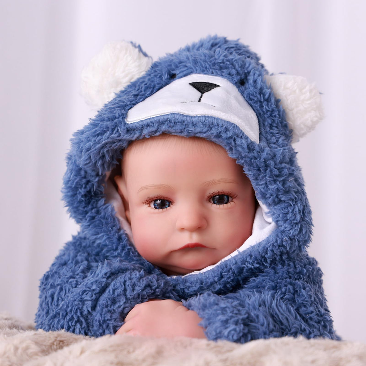 17 Inch Lifelike Reborn Baby Dolls Boy with Play Accessories O78815