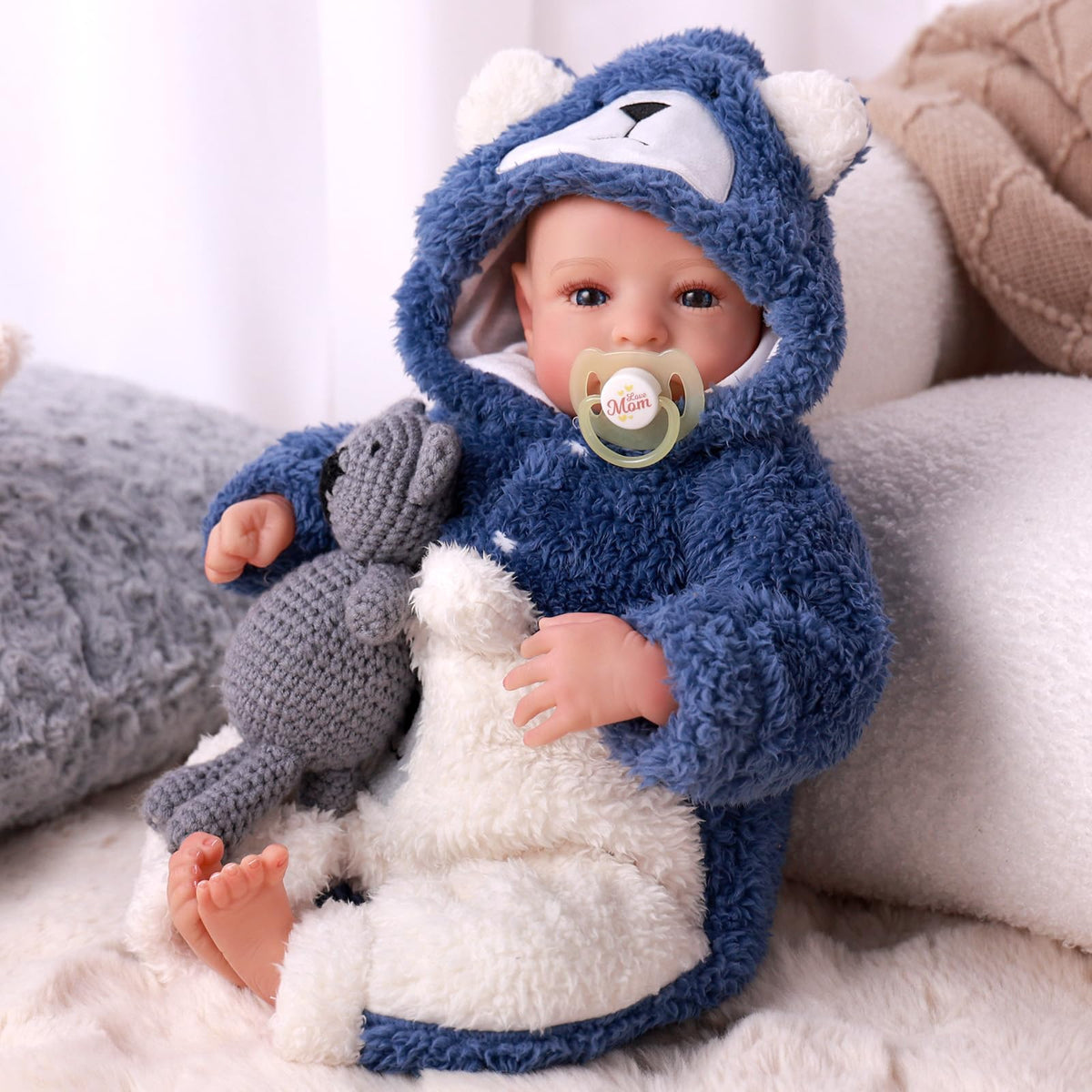 17 Inch Lifelike Reborn Baby Dolls Boy with Play Accessories O78815