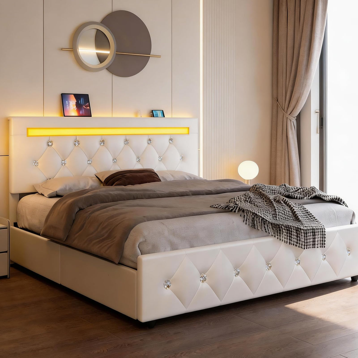 White Full Size Storage Bed with 4 Drawers and Adjustable Headboard O92679