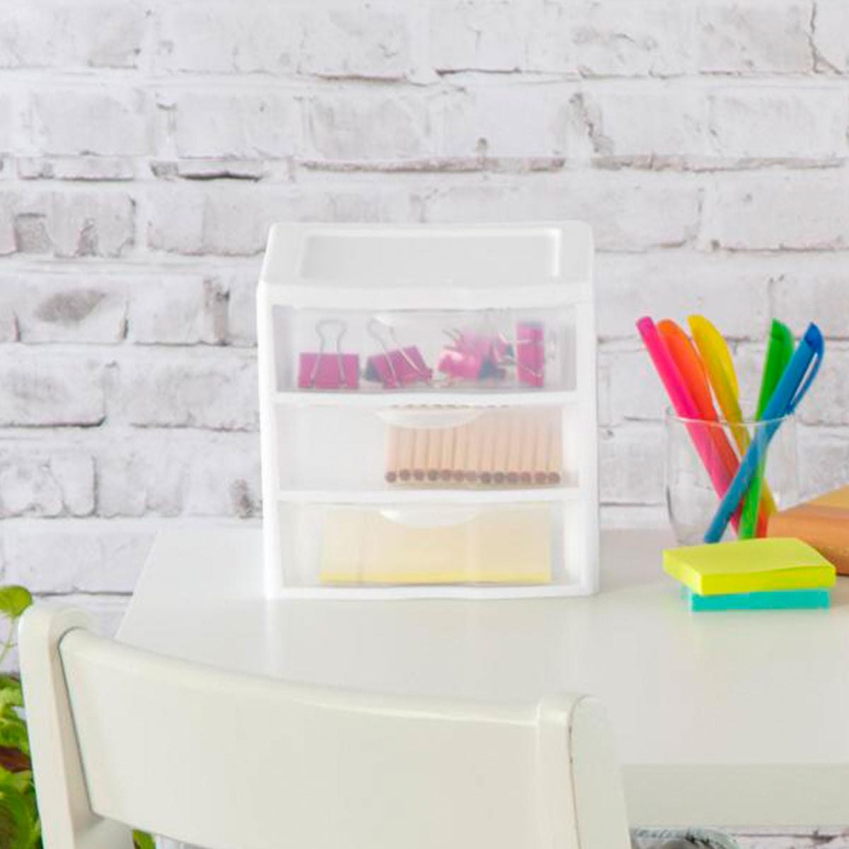 White Plastic 3 Drawer Desktop Storage Unit E238