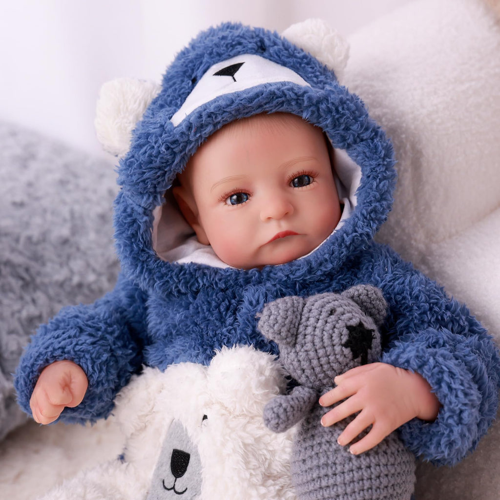 17 Inch Lifelike Reborn Baby Dolls Boy with Play Accessories O78815