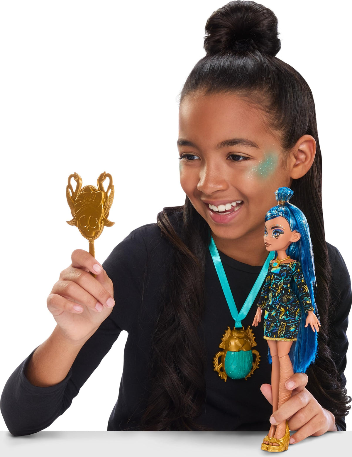 Doll & Accessories Beauty Kit with Tattoos, Stickers & Necklace F205