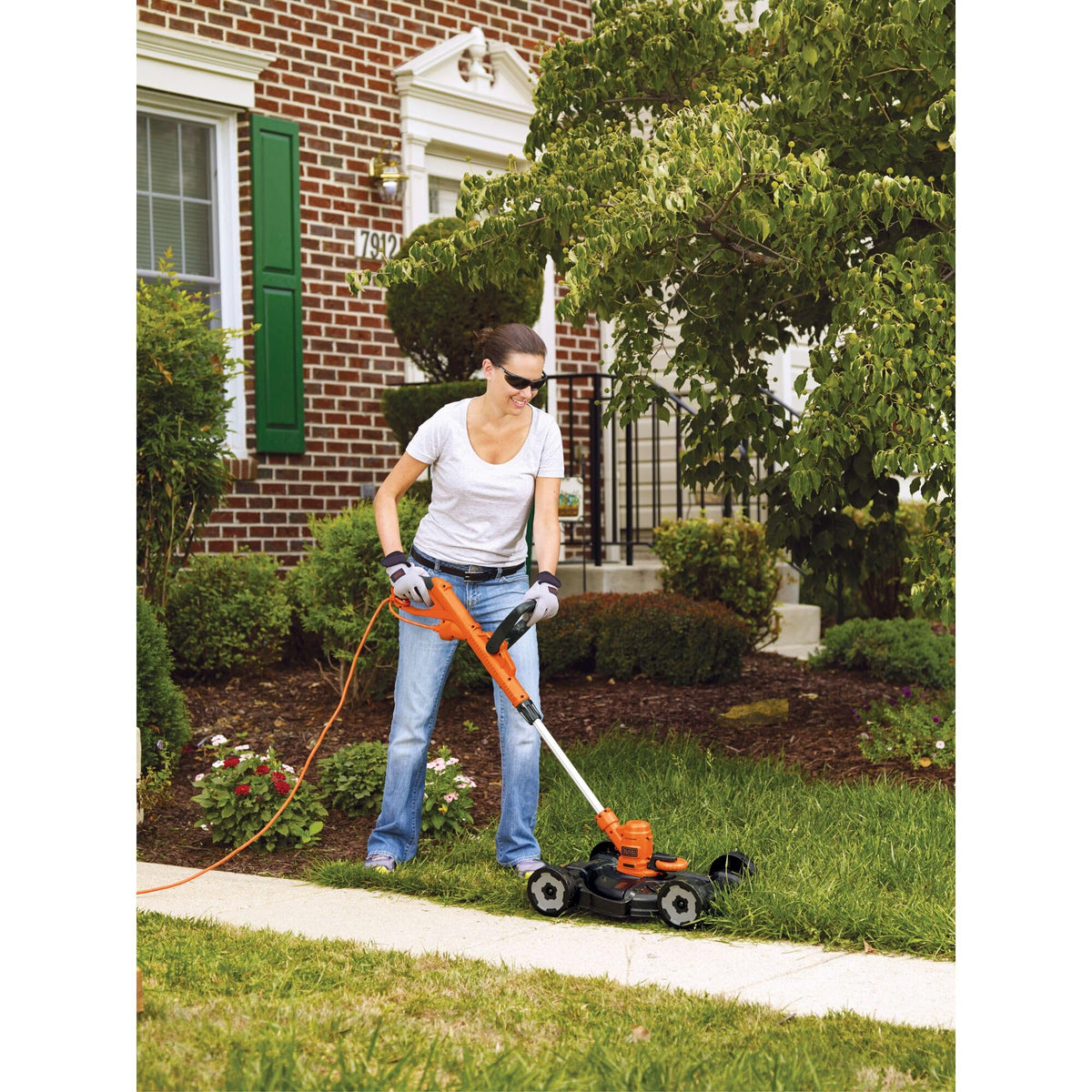 3-in-1 String Trimmer/Edger & Lawn Mower, 6.5-Amp, 12-Inch, Corded G2889